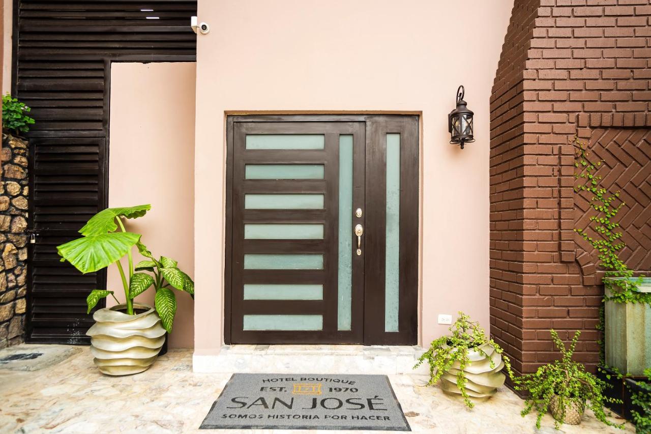 San Jose Suites Boutique Linares Exterior foto